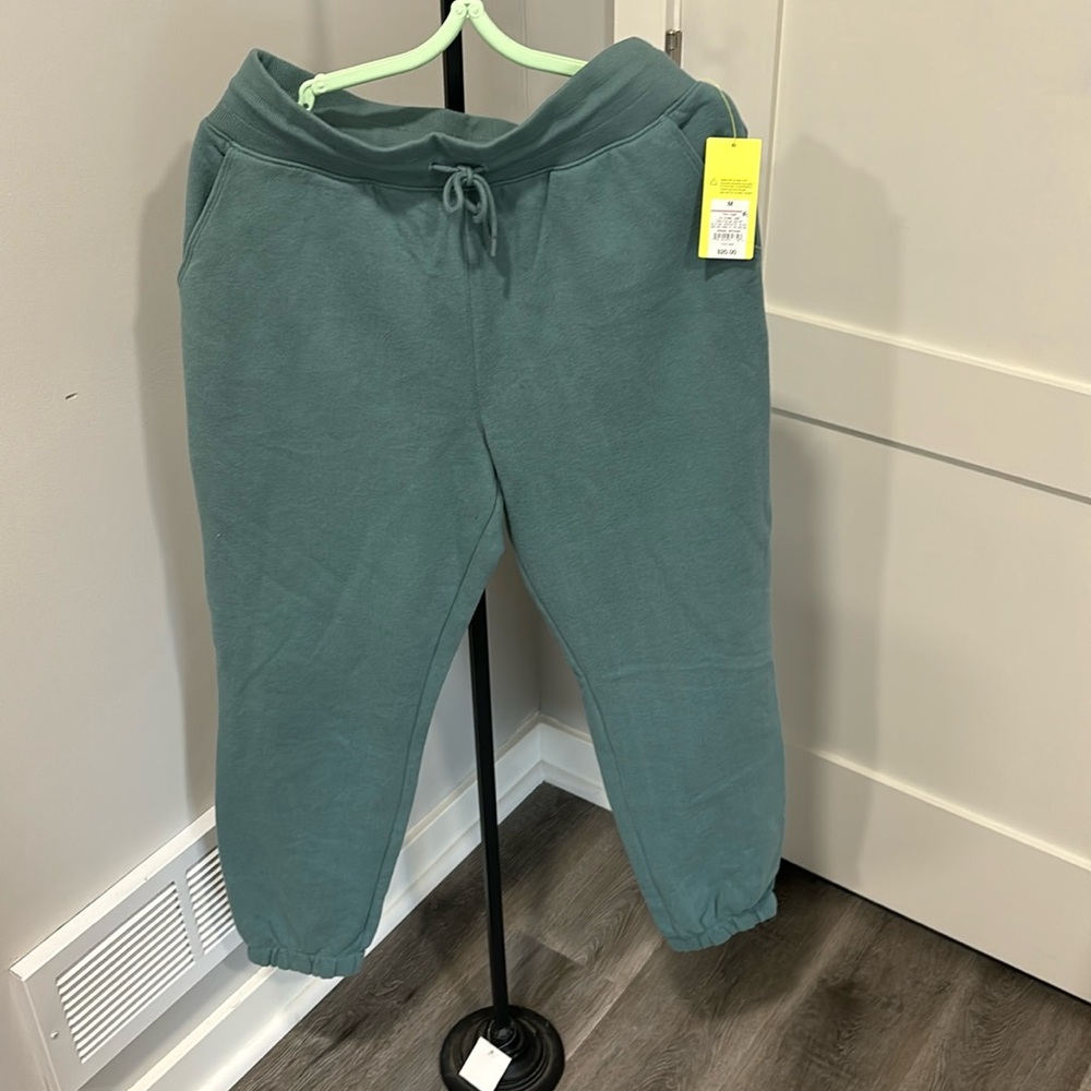 NWT joggers